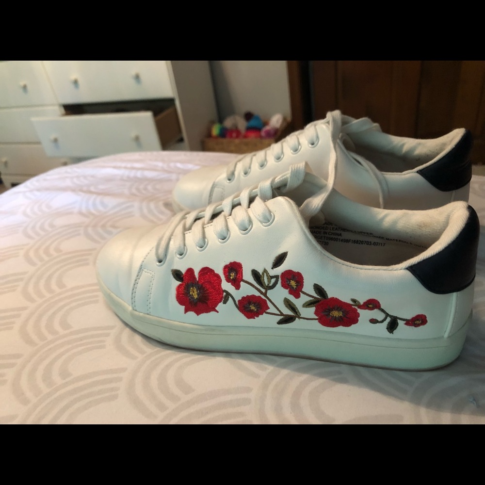 While embroiled shoes